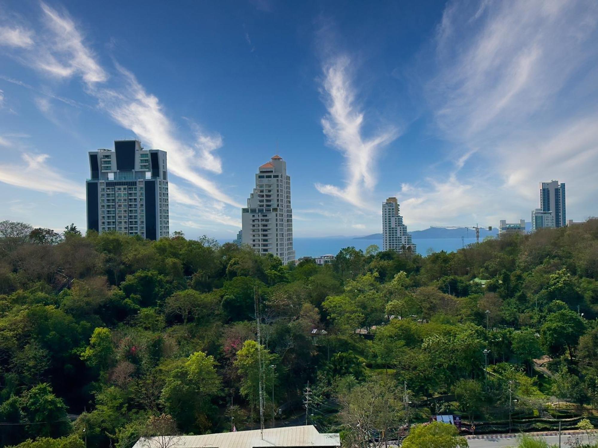 Walking Street Unixx Condo Beautiful Sea View Pattaya ภายนอก รูปภาพ