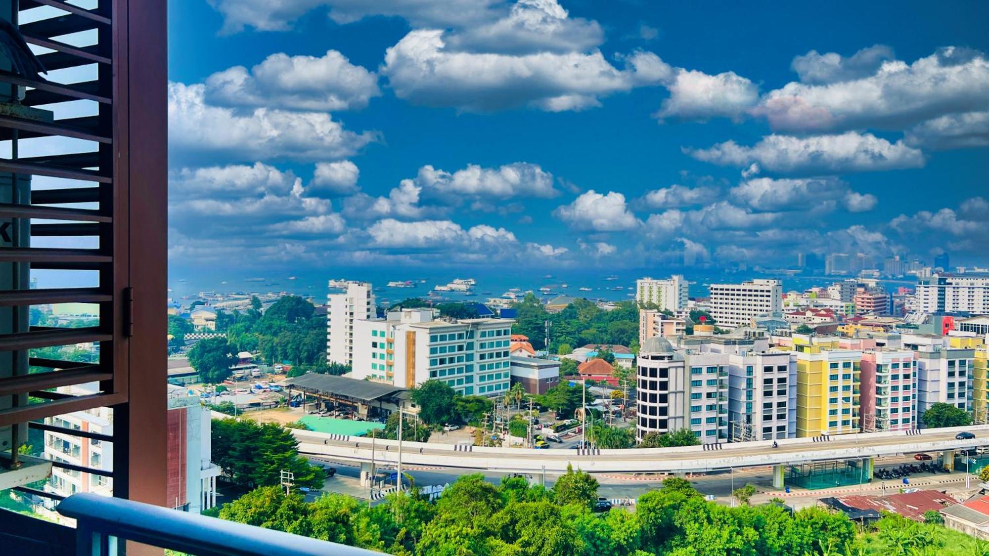 Walking Street Unixx Condo Beautiful Sea View Pattaya ภายนอก รูปภาพ